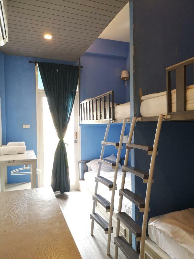 Hostel Arom D *